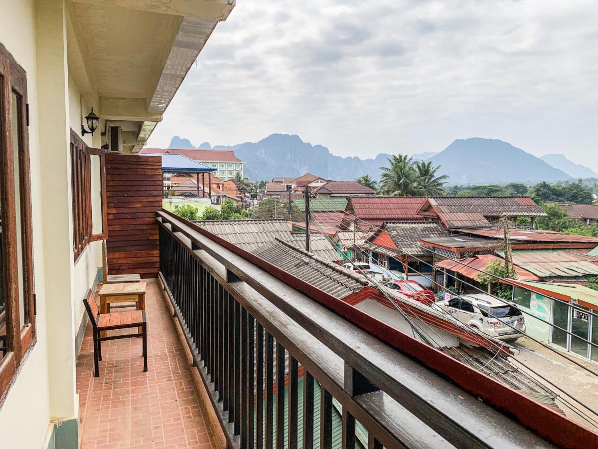 Bountang Mountain View Riverside Hotel Vang Vieng Eksteriør billede