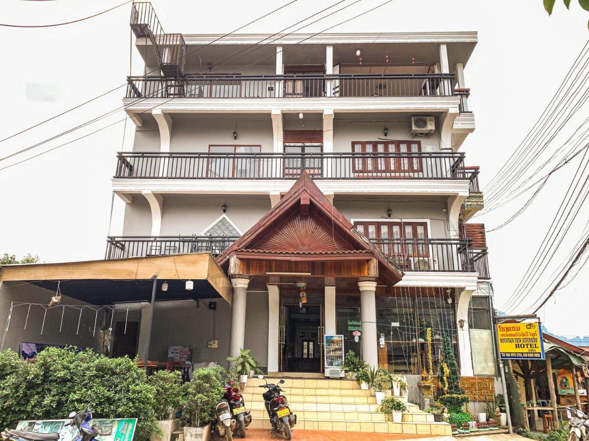 Bountang Mountain View Riverside Hotel Vang Vieng Eksteriør billede