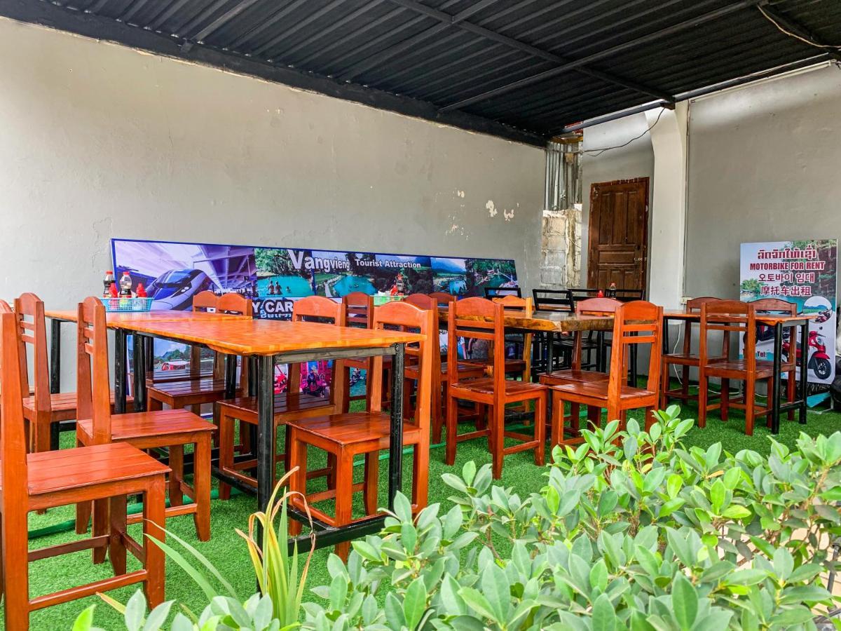 Bountang Mountain View Riverside Hotel Vang Vieng Eksteriør billede